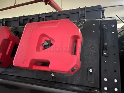 Extreme Fuel Jerry Can 11.3L with Mount