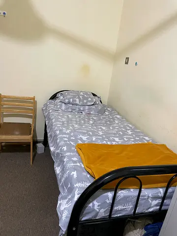 Sharing room, Shabiya 11