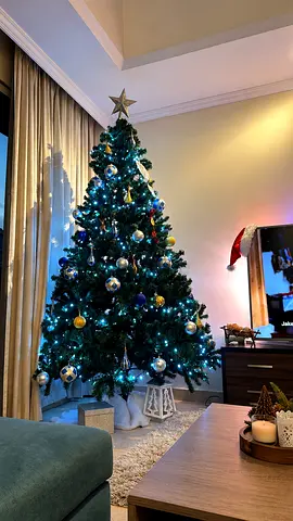 Pre-decorated 7ft Artificial Christmas Tree with LED Lights and Ornaments