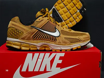 Nike Shoes Vomero 5 - Size 45 - BRAND NEW