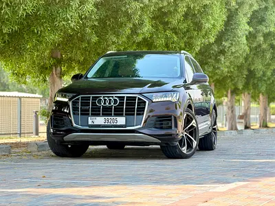 BELOW MARKET PRICE !! | ORIGINAL PAINT | ACCIDENTS FREE | GCC Specs | Brand New Condition