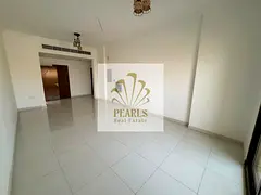 Brand new 2 master BHK: big hall, fitted kitchen, 3 baths, free maintenance, flexible cheques, near