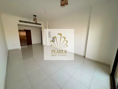 اشيك وافخم شقة اول ساكن تتكون من غرفتين نوم ماستر _صالة واسعة _مطبخ مجهز _3 حمام _صيانة كاملة علي المالك _تسهيلات ف الدفع _قريب من جميع المدارس السعر