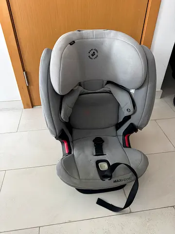Maxi-Cosi Titan Pro - car seat, grey