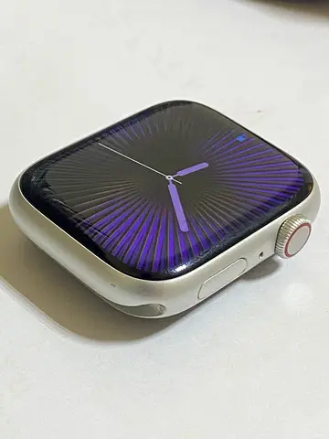 Apple Watch Series 9 45mm (Cellular+GPS) - Silver Aluminum Case, Great Condition, 99% Battery Health