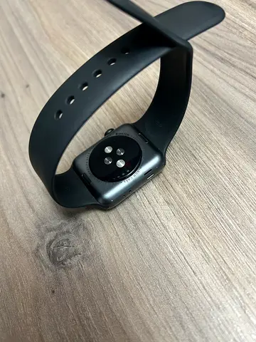 Apple series 3 watch
