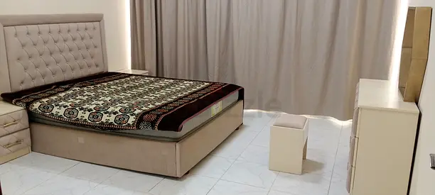 Full furnish room available for rant near sharjah city center bas stop neat and clean al majaz 2