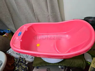 Pink Baby Bathtub - Gently Used, Good Condition