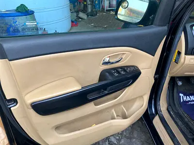 صورة مصغرة 14 لـ 2017 KIA SEDONA