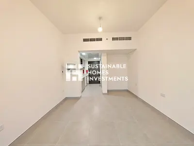 Prestigious Floor lPeaceful Neighbourhood l Vacant