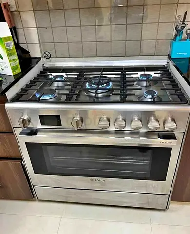 Bosch 90x60Cm Dual Fuel Range Cooker with Gas burner Electric oven
