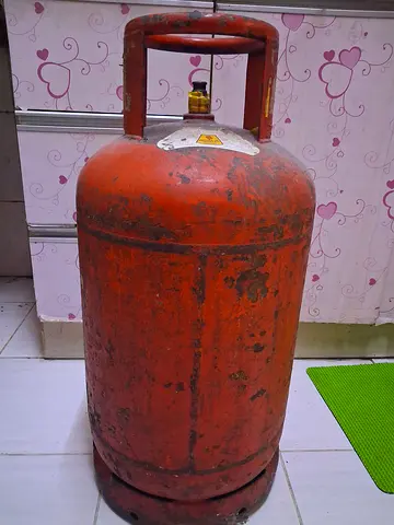 Used LPG Gas Cylinder 24kg - Good Working Condition