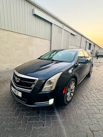 2017 Cadillac XTS Platinum Low mileage &Excellent conditions