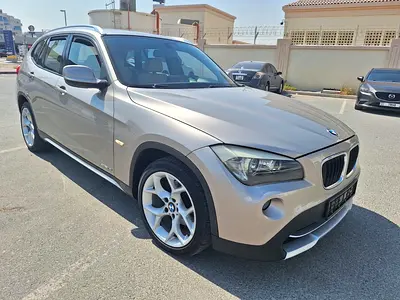 صورة 5 لـ 2011 BMW 1-SERIES