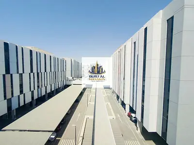 🔥 **عرض خاص | استوديو فاخر | إيست فيليج، الجادة | 32,000 درهم | 4 دفعات**