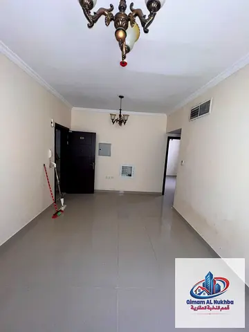 One-bedroom and living room apartment in Al-Qulai'a; "super deluxe" finishing, a neat and clean kitchen, a high-quality bathroom, air conditioning, an
