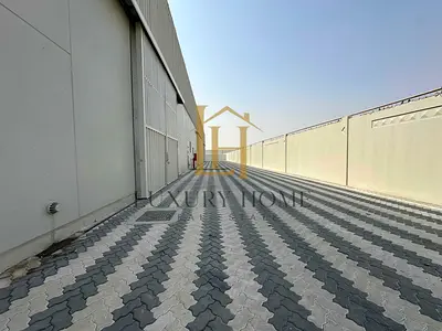 Brand new Wearhouse for rent in Sajaa 7500 ft.² with 27kw electricity