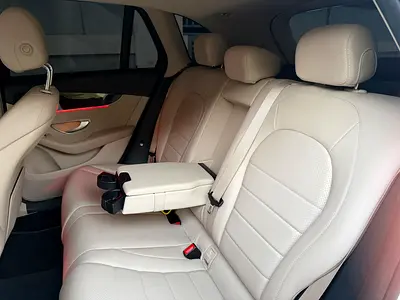 2016 Mercedes-BENZ GLC — фото 8