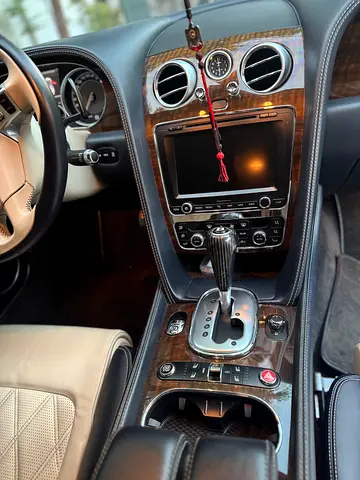 2014 Bentley CONTINENTAL photo 2