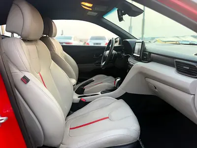 صورة مصغرة 13 لـ 2019 Hyundai VELOSTER