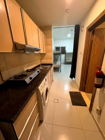 bachelor studio available in good gated community