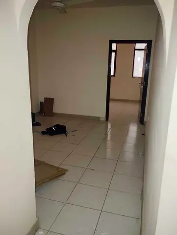 HOT OFFER 1BHK APARTMENT AVAILABLE NEAR AMBER MARKET JUST 20K