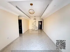 3-bedroom + living room apartment with private parking inside the building