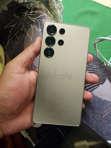 Samsung Galaxy S25 Ultra Titanium Gold