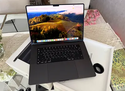 Macbook Pro M4 16 inch 512GB 24GB (Arabic and English keyboard)
