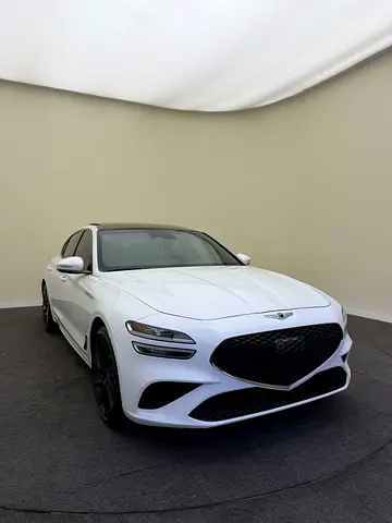 2023 Genesis G70 photo 3