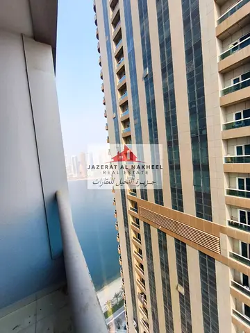 Apartment for rent: one bedroom, living room, and balcony; includes a parking space. Located in a w