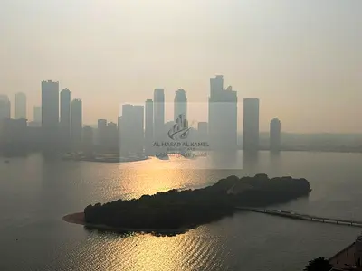 شقة غرفتين وصالة في المجاز 1، بلكونة وإطلالة بحرية، 3 حمامات، غرفة غسيل، تكييف وباركن وجيم ومسبح مجاناً