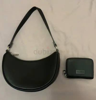 Pull & Bear Black crescent shoulder bag with small zip wallet - good condition