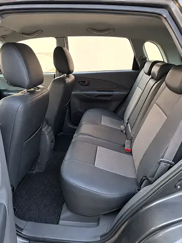 2007 Hyundai TUCSON photo 2