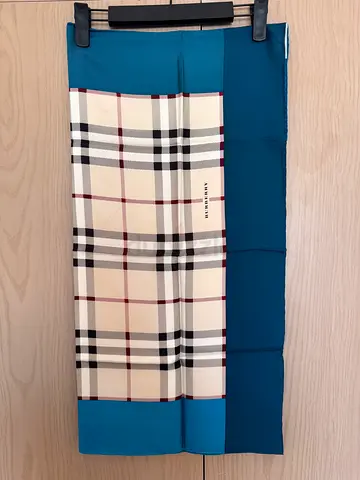 Burberry silk scarf - blue trim