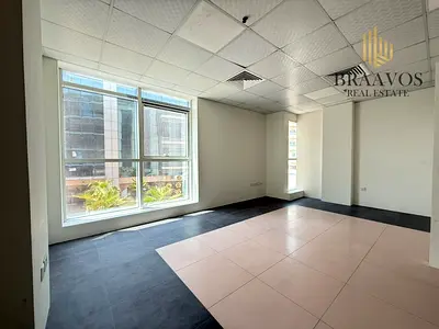 MULTIPLE CHEQUE | FITTED | SPACIOUS