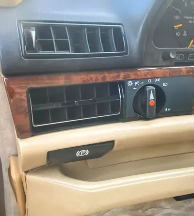 1990 Mercedes-BENZ SEL/SEC 照片 7