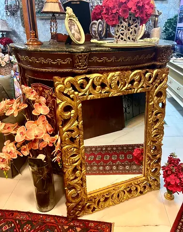 Ornate Gold Leaf Decorative Mirror with Carved Frame - Vintage Style