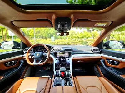 2022 Lamborghini URUS — фото 6