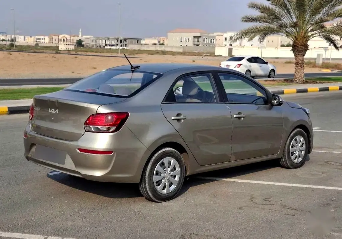 2024 Kia Pegas LX