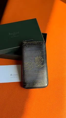 *BERULTI* Itauba Long Zipped Wallet Venezia Calf Leather
