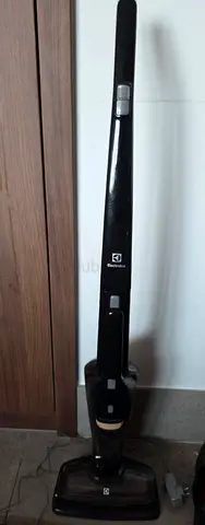 Electrolux stick vacuum cleaner - lightweight upright, working condition