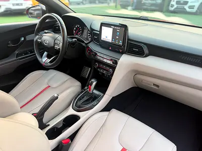 صورة مصغرة 15 لـ 2019 Hyundai VELOSTER