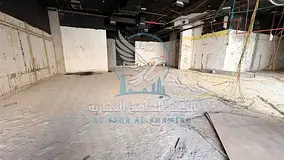 Commercial shop for rent in Muwaileh, Sharjah, 3,000 sq ft, located on a main road and suitable for 