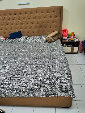 King size bed