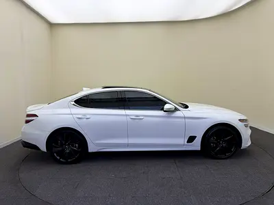 2023 Genesis G70 photo 4