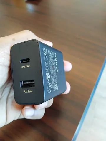 Samsung 35W Duo Power Adapter USB-C and USB-A