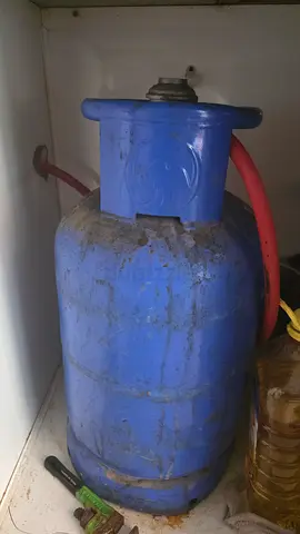Used Blue LPG Gas Cylinder (Single) - Good Working Condition