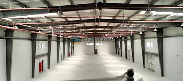 Warehouse + workers’ accommodation with 9 rooms +