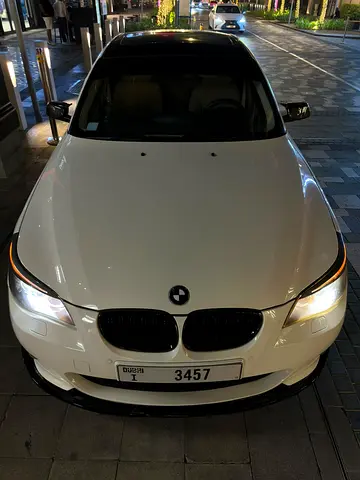 2009 BMW 5-SERIES 照片 3